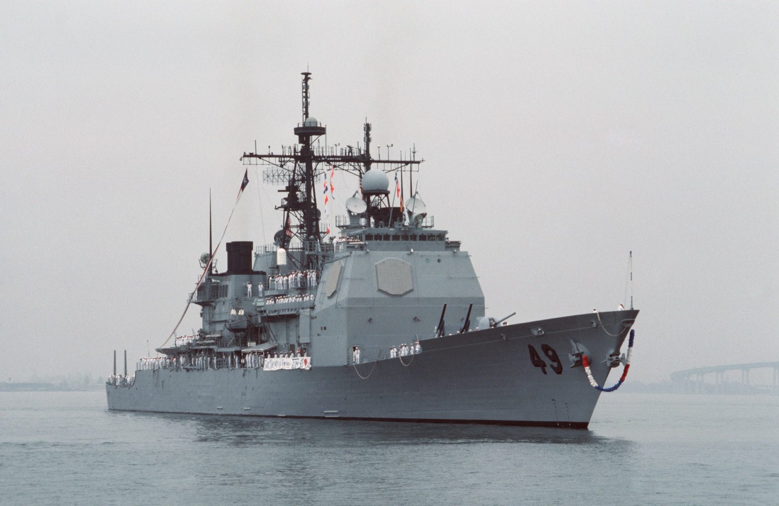 The guided-missile cruiser USS Vincennes returning to San Diego in October 1988, three months after its Aegis radar system misidentified a civilian Iranian airliner as an attacking fighter